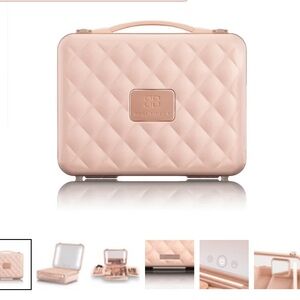 Beautifect Quilted Makeup Case Nude